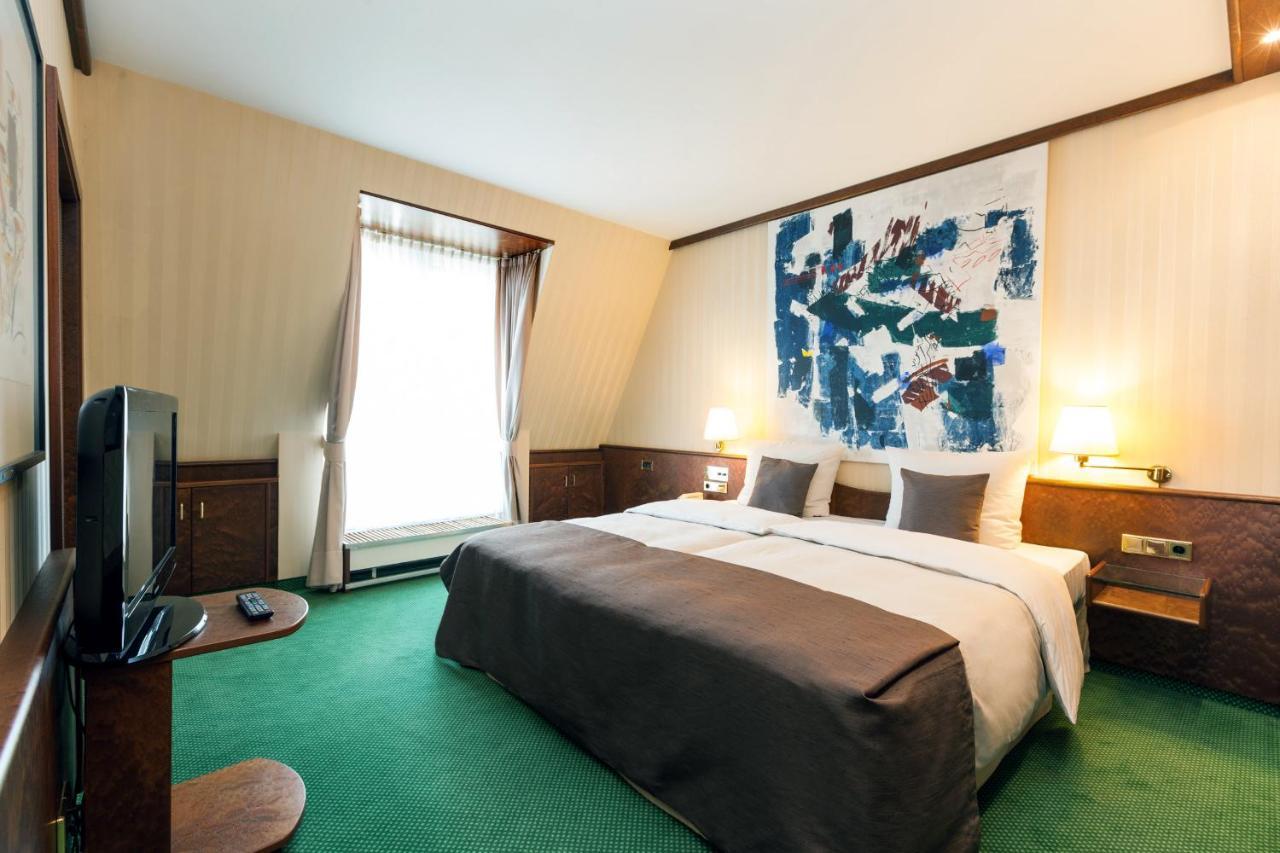 Living Großer Kurfürst 4*